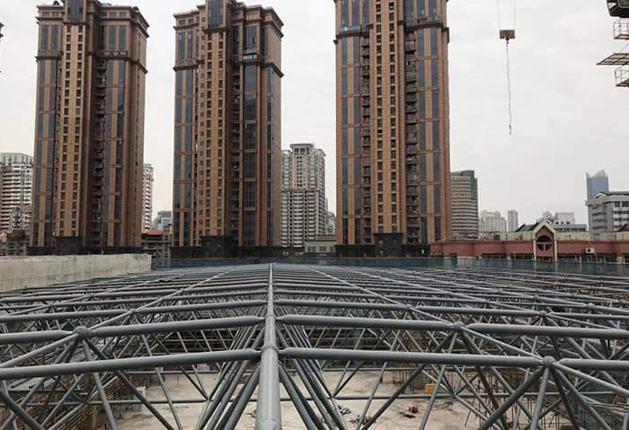 衡阳螺栓球网架结构